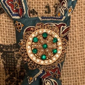 Vintage tie with rhinestone brooch